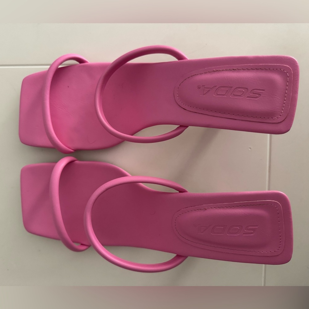 Pink heels